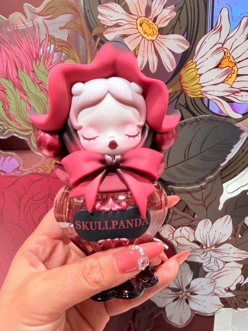 Pop Mart Skullpanda Petals In  - Home Fragrance Aesop recensione e prezzo