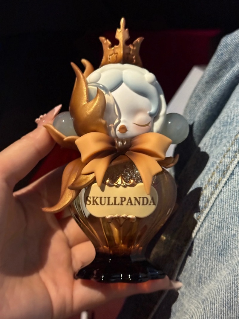Pop Mart Skullpanda Petals In  - Home Fragrance Aesop recensione e prezzo
